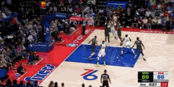 菜鸟丨9号秀扎克-埃迪狂揽6分21篮板6助攻 状元里萨谢12+4